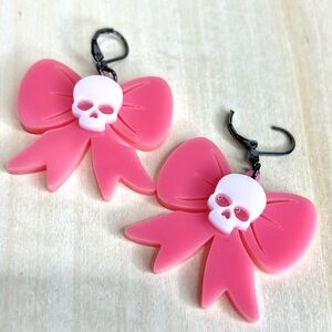 Pink Bow and Skull Earrings - Pastel Goth - Coquette - pink and white